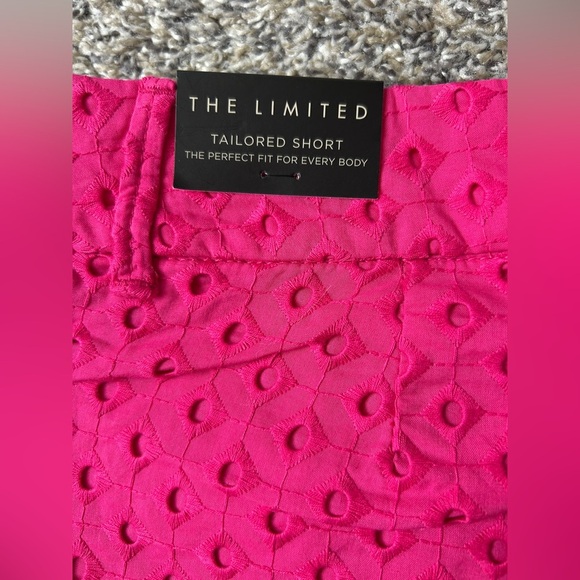 The Limited 100% Cotton Tailored Eyelet Short NWT Hot Pink size 4 - Picture 6 of 9
